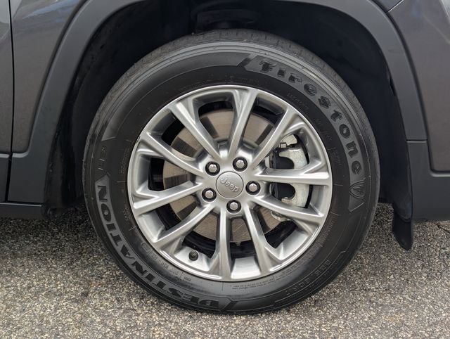 2022 Jeep Cherokee Latitude Lux