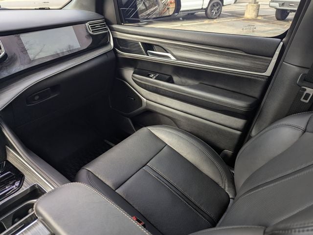 2023 Jeep Wagoneer Series III