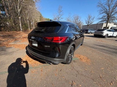 2022 INFINITI QX50 LUXE