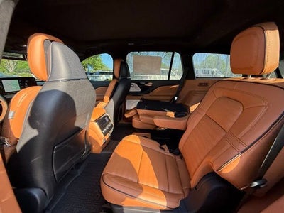 2025 Lincoln Aviator Black Label