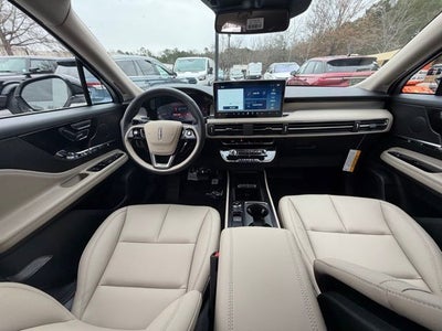 2026 Lincoln Corsair Premiere