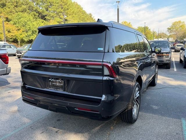 2025 Lincoln Navigator L Reserve