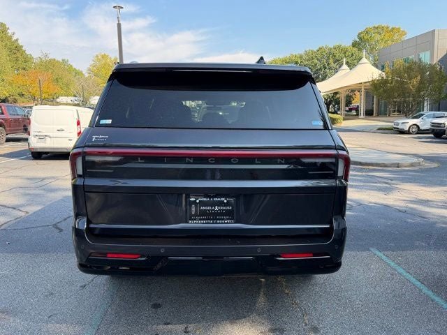 2025 Lincoln Navigator L Reserve