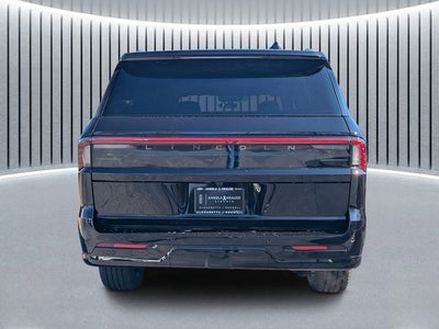 2026 Lincoln Navigator L Reserve