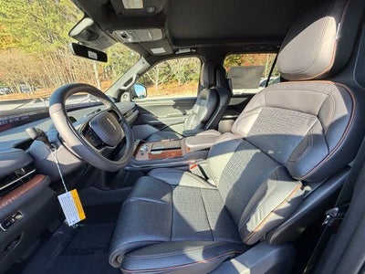 2025 Lincoln Navigator L Black Label