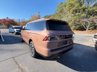 2025 Lincoln Navigator L Black Label
