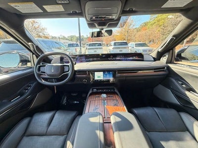 2025 Lincoln Navigator L Black Label