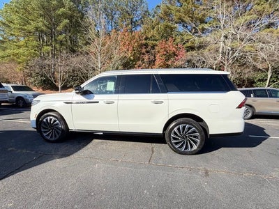 2025 Lincoln Navigator L Black Label