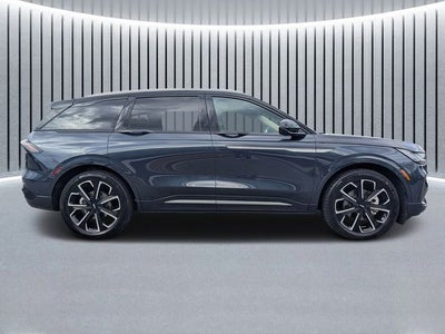 2024 Lincoln Nautilus Reserve