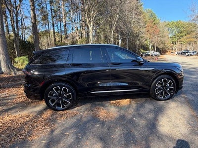 2024 Lincoln Nautilus Reserve