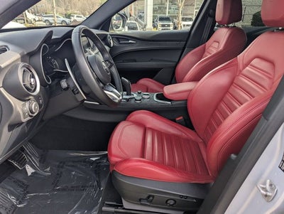 2023 Alfa Romeo Stelvio Sprint