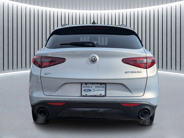 2023 Alfa Romeo Stelvio Sprint