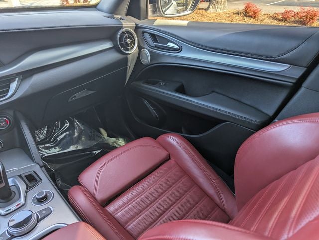 2023 Alfa Romeo Stelvio Veloce