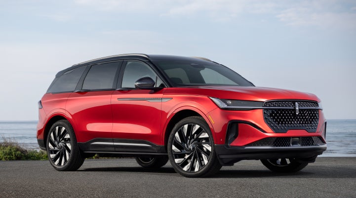 A 2024 Lincoln Nautilus® Reserve model is shown with the stylish available Jet Appearance Package. | Angela Krause Lincoln of Alpharetta in Alpharetta GA